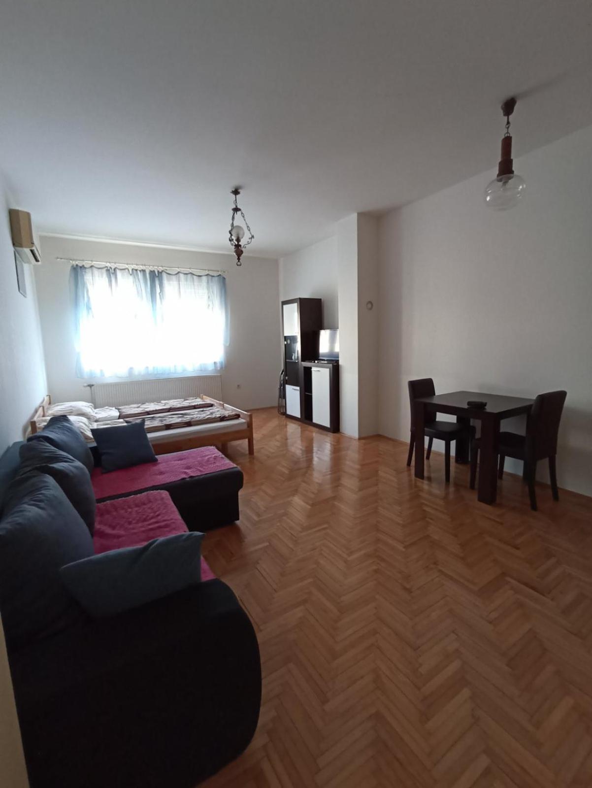 Apartments Tepic Баня Лука Екстериор снимка