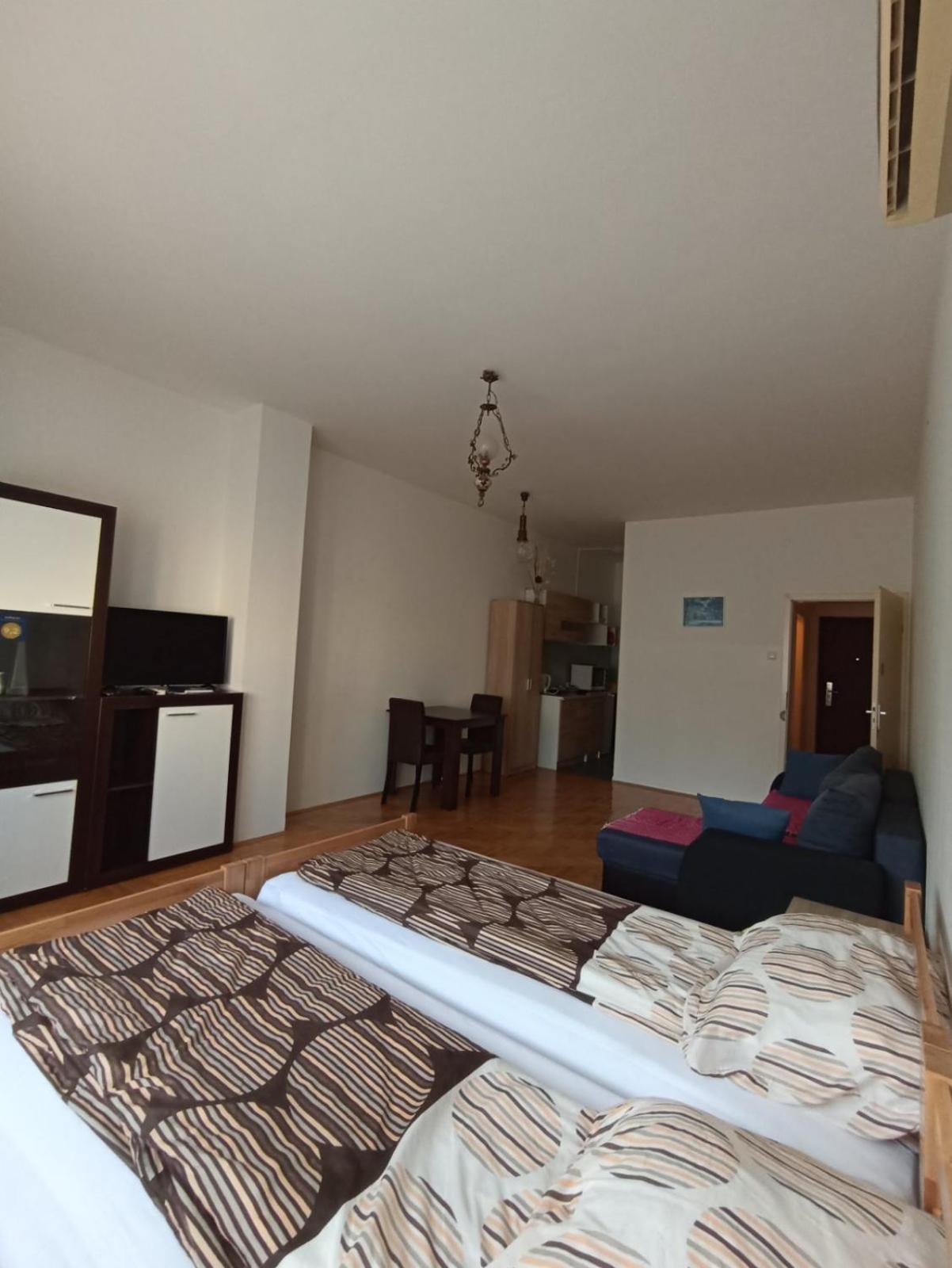 Apartments Tepic Баня Лука Екстериор снимка