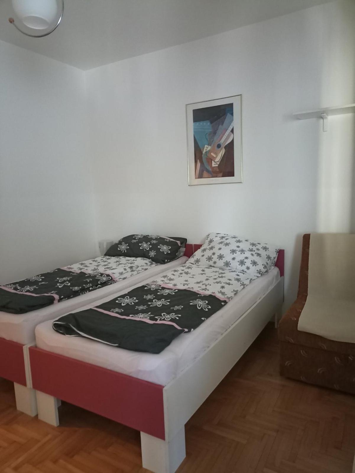 Apartments Tepic Баня Лука Екстериор снимка