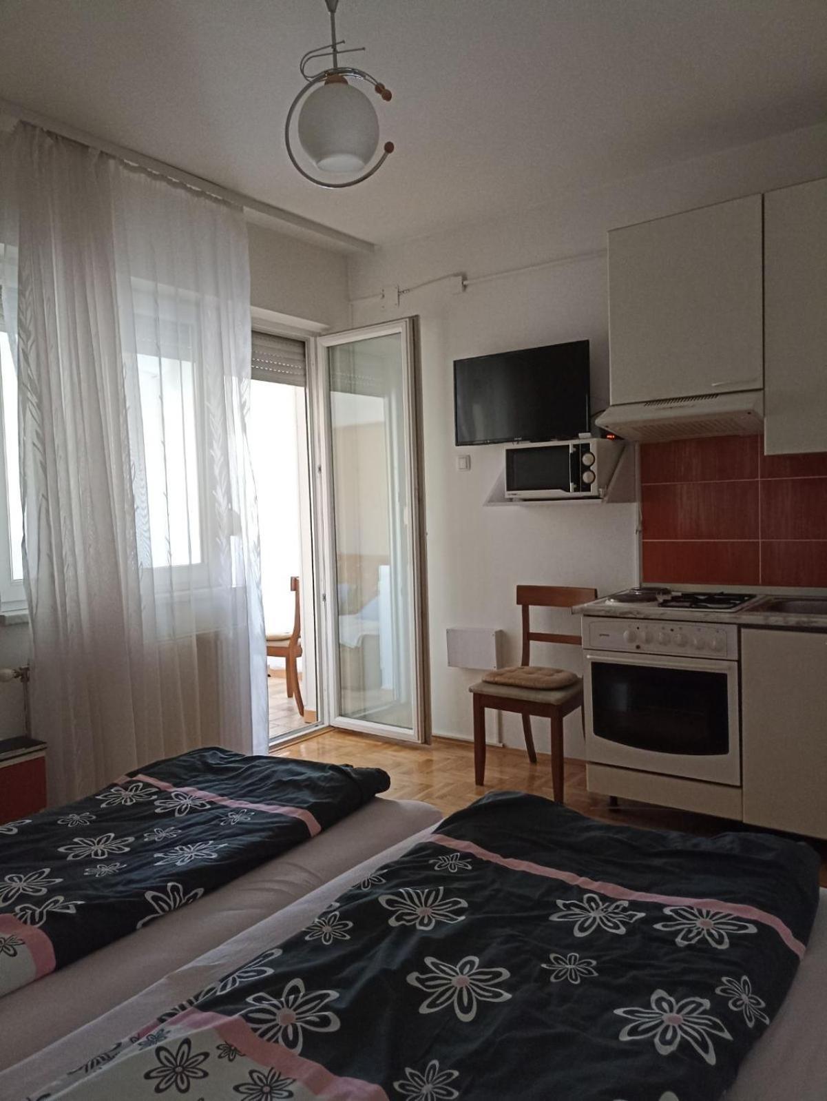 Apartments Tepic Баня Лука Екстериор снимка